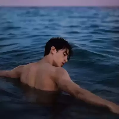 卢浅伽